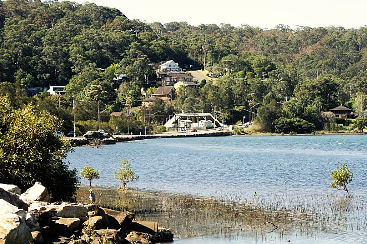 Tascott. Railway station across Brisbane Water
